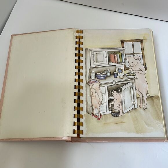 LOT OF TWO VINTAGE JUNIOR LEAGUE SOUTHERN COOKBOOKS - Picture 4 of 9